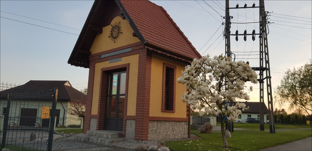 kapliczka2